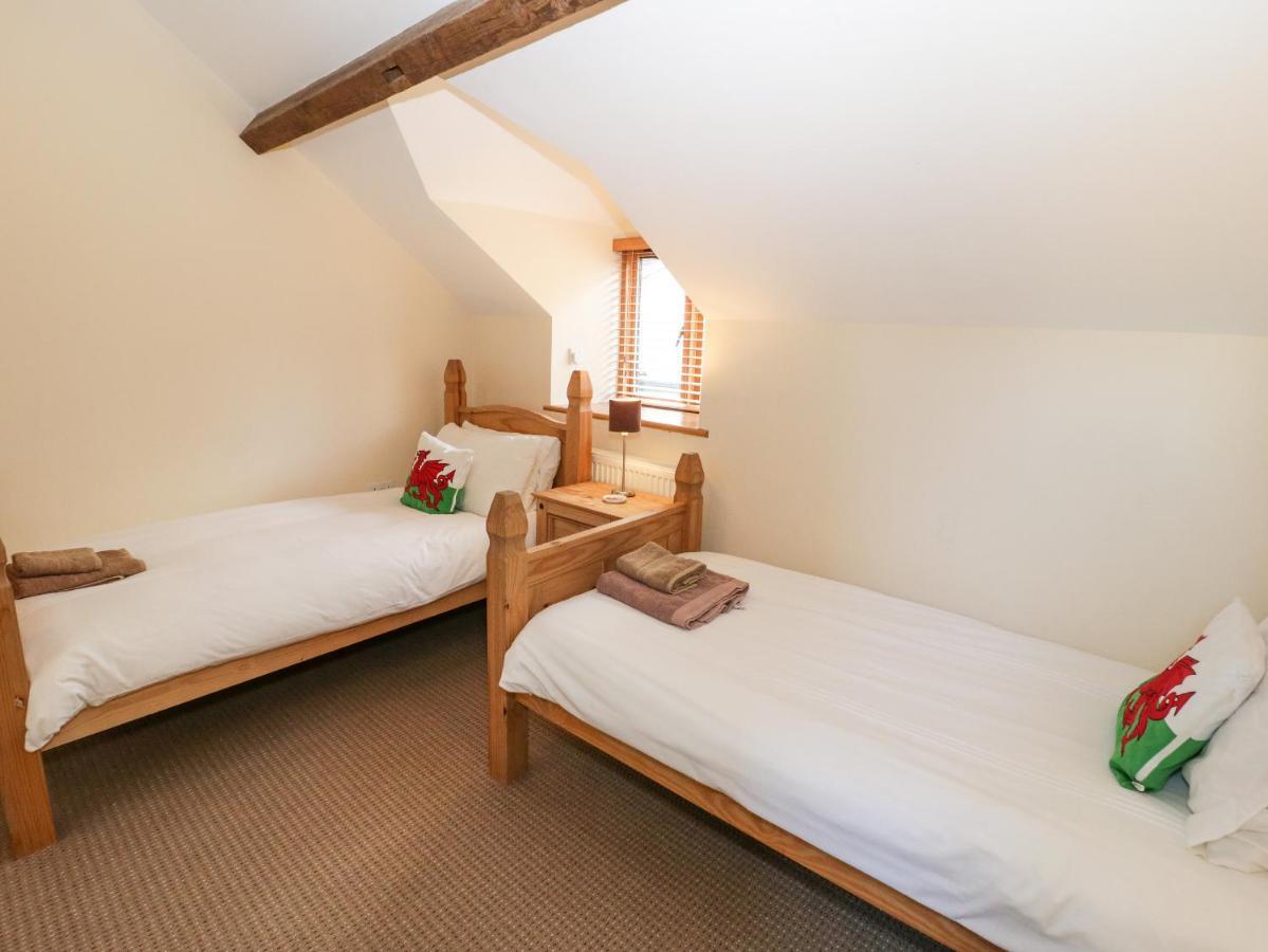 2 Hwyrfryn Stables Villa Penmaen-mawr Екстериор снимка