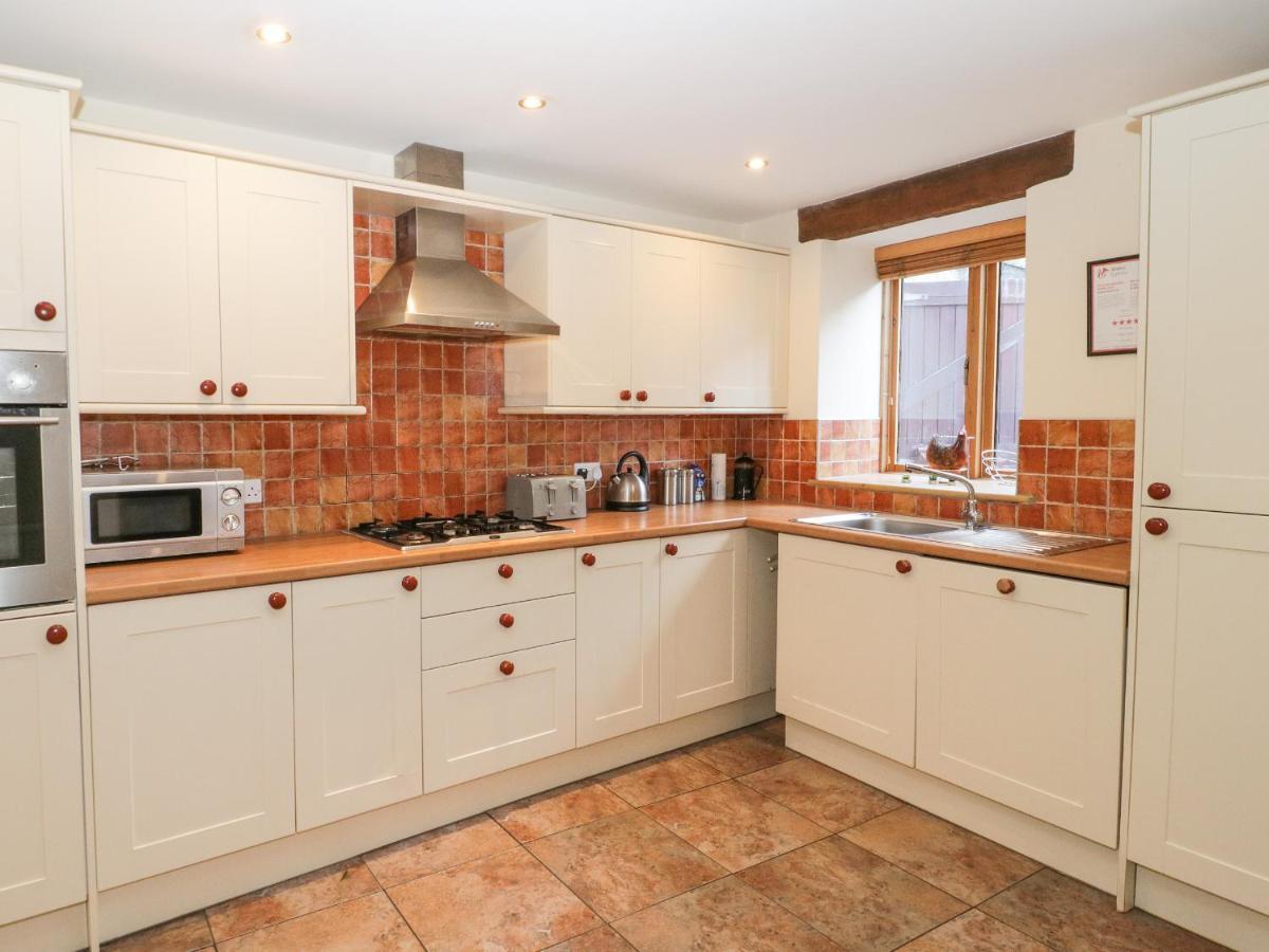 2 Hwyrfryn Stables Villa Penmaen-mawr Екстериор снимка